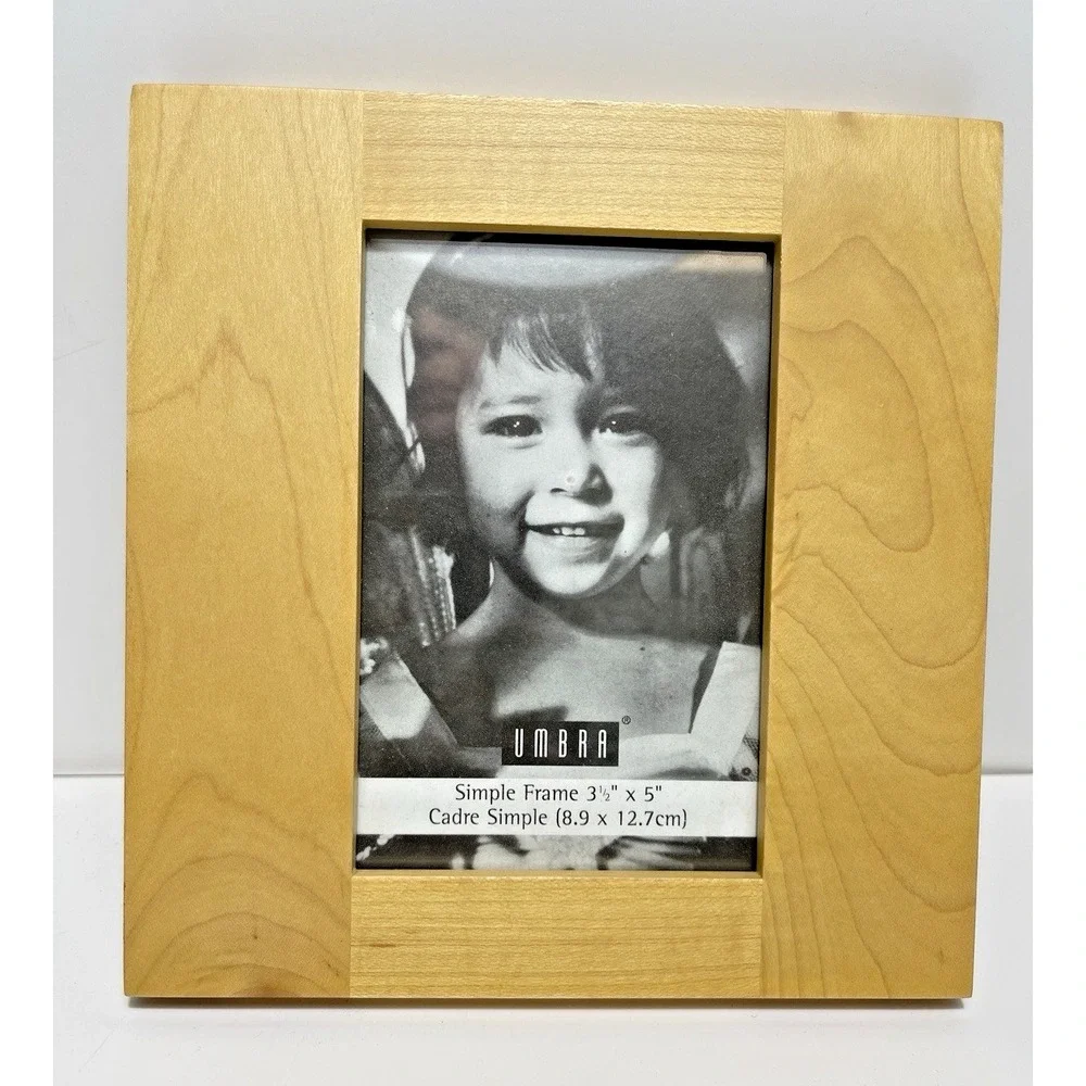 VTG Wood Standing Frame Holds 3.5x5